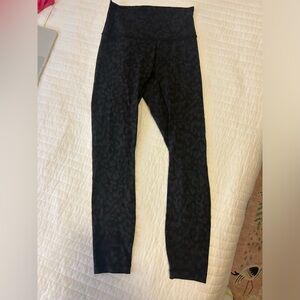 Lululemon cheetah leggings, size 4!